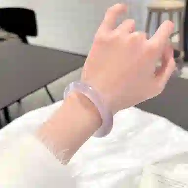 匠锁心玉 淡紫色美人镯 新中式国潮国风 小众典雅如意轻奢高级清冷感 极简风 潮流年轻气质百搭 温润手饰显白#好运 琉璃 手镯 女款