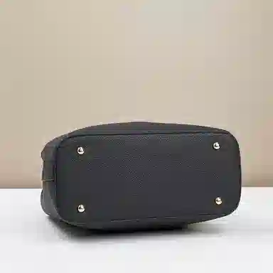 PU