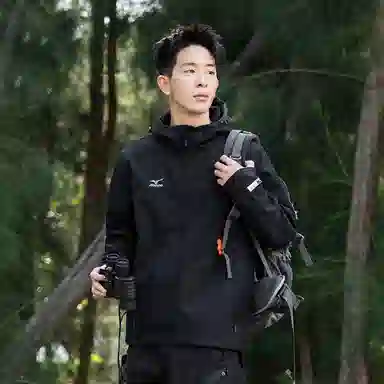 Mizuno Urban Outdoor Softshell Jacket