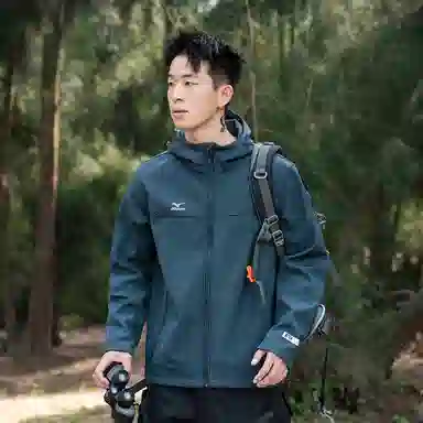 Mizuno Urban Outdoor Softshell Jacket