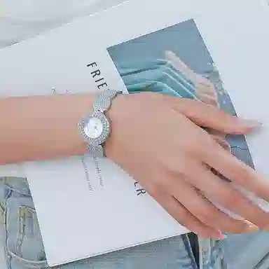 AIVN
