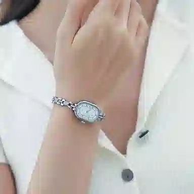 AIVN