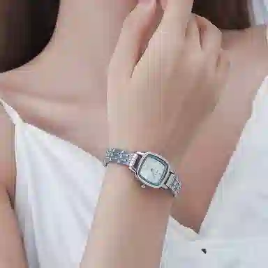 AIVN Fashion Quartz Silver Dial