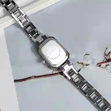 AIVN AM5061FQ