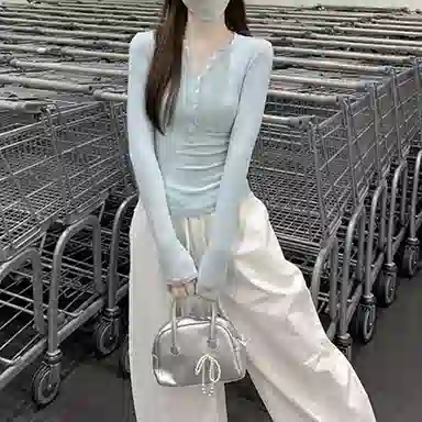 HELEH T