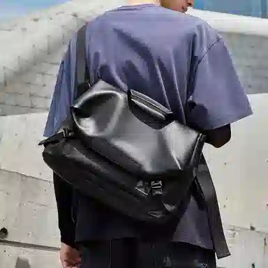 FAIRWHALE Crossbody Bag Black