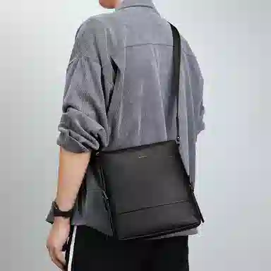 Fairwhale Messenger Bag