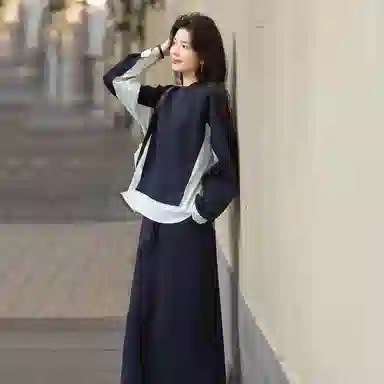 【dme】 圆领套头舒适长袖卫衣开叉休闲长裙裙装套装 女款