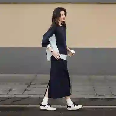 【dme】 圆领套头舒适长袖卫衣开叉休闲长裙裙装套装 女款