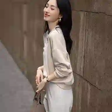 【dme】 纯色立领简约卫衣 女款