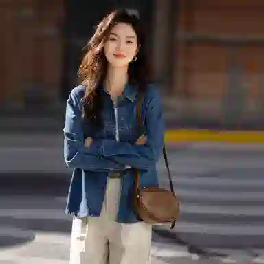 【dme】 简约纯色翻领长袖衬衫 女款 蓝色