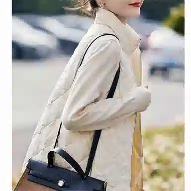 【dme】 纯色简约拼接设计轻薄显瘦羽绒服 女款