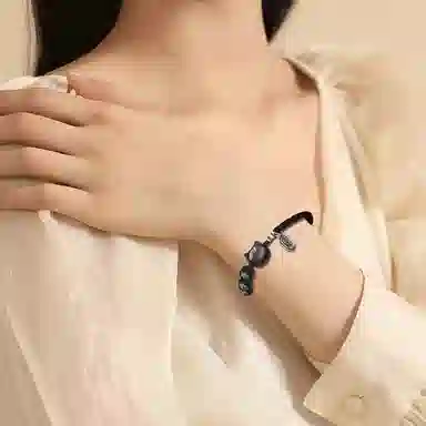 s925