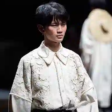 VALLEYOUTH Vintage Hollow Out Shirt