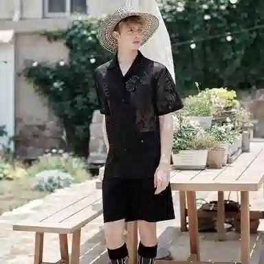 VALLEYOUTH Cuba Collar Vintage Hollow Plant Brooch Shirt