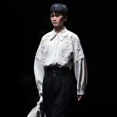 VALLEYOUTH Vintage Hollow Out Shirt