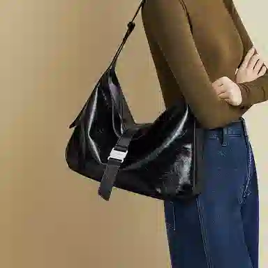 红蜻蜓 时尚通勤百搭休闲复古轻便 牛皮 单肩包 女款 焦糖色/经典黑色