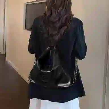 红蜻蜓 轻奢女包设计大容量双链条日常百搭通勤 聚氨酯合成革 双肩包单肩包手提包斜挎包 常规 女款 米白色/黑色/棕色