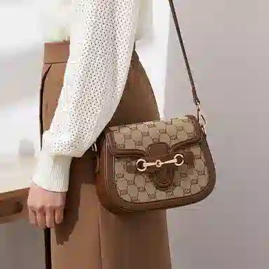 红蜻蜓 经典复古老花满印时尚小众高级感 织物 斜挎包 常规 女款 咖啡色