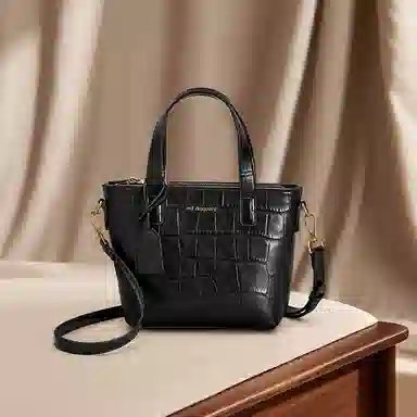 红蜻蜓 时尚纯色潮流高颜值托特包斜挎单肩包 牛皮 手提包 常规 女款 黑色