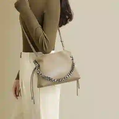 红蜻蜓 高级通勤百搭 二层牛皮 斜挎包 常规 女款 奶杏色/黑色