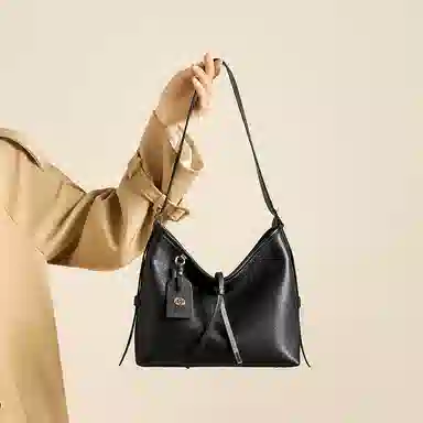 红蜻蜓 复古简约实用经典百搭气质 牛皮拼合成革 腋下单肩包 女款 黑色/棕色