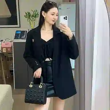 红蜻蜓 时尚百搭戴妃包小众设计爱心气质日常 牛剖层革拼合成革 斜挎包手提包 常规 女款 黑色