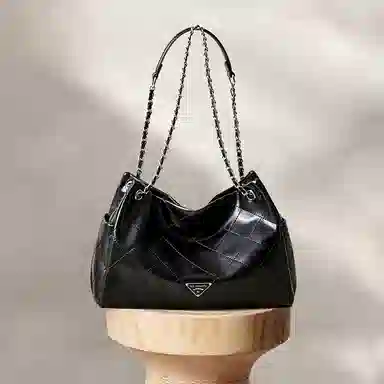 红蜻蜓 菱格链条腋下包时尚潮流 合成革 单肩包 常规 男女同款情侣款 黑色