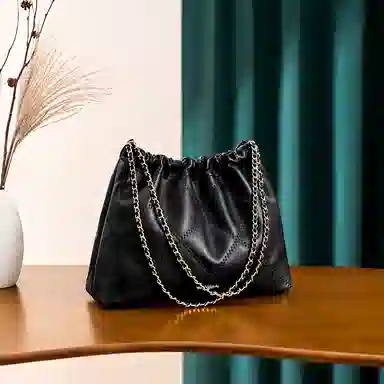 红蜻蜓 时尚简约链条设计百搭 合成革 单肩包 常规 女款 黑色