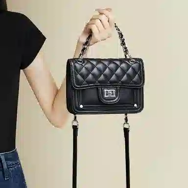 红蜻蜓 链条菱格 头层小牛皮 单肩手提包 中号 男女同款情侣款 米白色