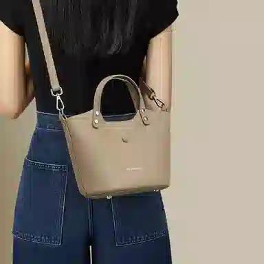 红蜻蜓 经典复古纯色荔枝纹拼接 牛皮 手提包斜挎包 女款 卡其色