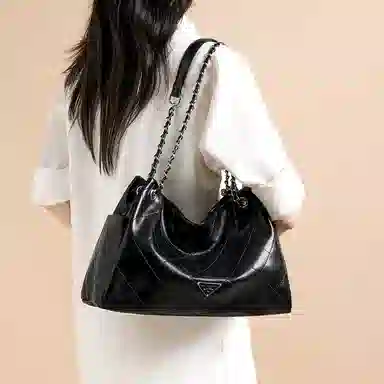 红蜻蜓 菱格链条腋下包时尚潮流 合成革 单肩包 常规 男女同款情侣款 黑色