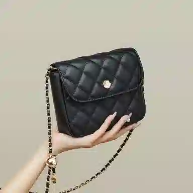 红蜻蜓 时尚百搭菱格小香风通勤实用高级感 牛剖层皮革 斜挎包 女款 黑色