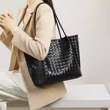 红蜻蜓 高级感百搭轻便编织通勤 牛剖层皮革 托特包单肩包 女款 经典黑