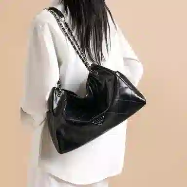 红蜻蜓 菱格链条腋下包时尚潮流 合成革 单肩包 常规 男女同款情侣款 黑色