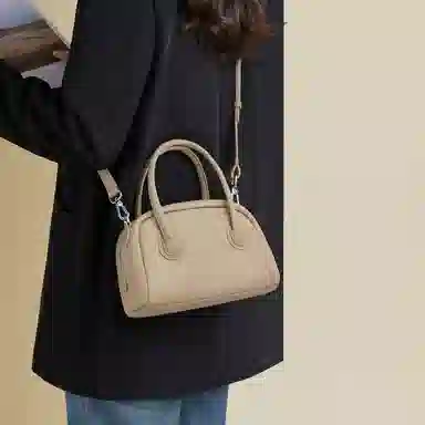 红蜻蜓 复古纯色时尚 超纤合成革 单肩包斜挎包 小号 女款 饼干杏/黑色