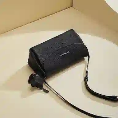 红蜻蜓 时尚真皮小众百搭通勤 牛皮 单肩包 女款 米白色/杏色/黑色