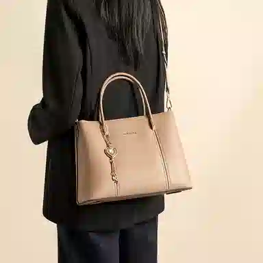 红蜻蜓 高端大气时尚潮流百搭通勤精致优雅结婚包喜庆单肩包 牛皮 斜挎手提包 女款 杏色/红色