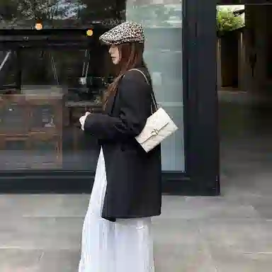 红蜻蜓 百搭少女包法式小香风通勤链条包时尚菱格包 聚氨酯拼合成革 单肩包腋下包手提包斜挎包 女款 黑色/米白色