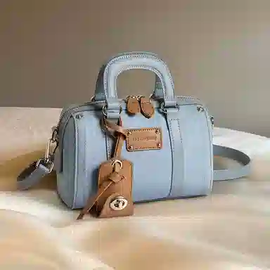 红蜻蜓 潮流时尚复古通勤百搭 超细纤维合成革 保龄球包手提包 女款 牛仔蓝