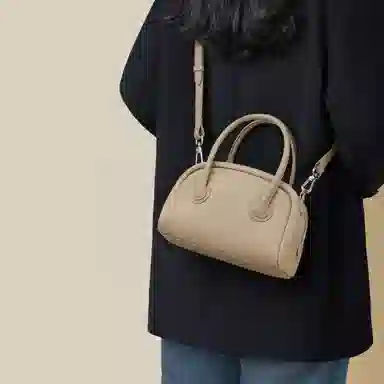 红蜻蜓 复古纯色时尚 超纤合成革 单肩包斜挎包 小号 女款 饼干杏/黑色