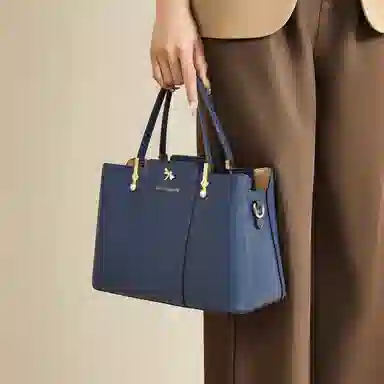 红蜻蜓 高级感经典百搭时尚气质 牛皮 单肩手提包 女款 米白色/宝蓝色