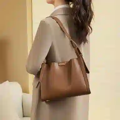 Red Dragonfly Tote Bag Brown