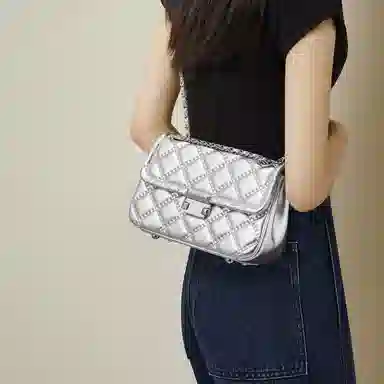 红蜻蜓 学院风女学生包包气质百搭经典小香风菱格五金链条自动扣 牛皮 斜挎包单肩包 常规 女款 银色/米白色/黑色