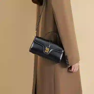 红蜻蜓 时尚秋冬百搭通勤 牛皮拼合成革 手提斜挎单肩包包 常规 女款 黑色