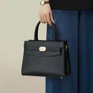 红蜻蜓 高档简约时尚潮流百搭 牛皮 手提包 男女同款情侣款 黑色