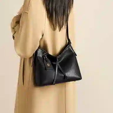 红蜻蜓 复古简约实用经典百搭气质 牛皮拼合成革 腋下单肩包 女款 黑色/棕色