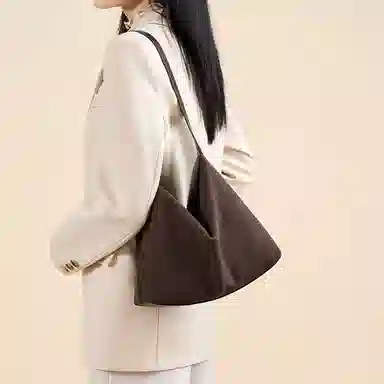 红蜻蜓 小众百搭高颜值高级设计感美拉德复古个性通勤 经典时尚气质 牛皮 单肩斜挎包 女款 咖啡色