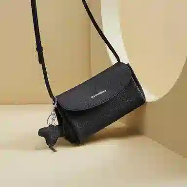 红蜻蜓 时尚真皮小众百搭通勤 牛皮 单肩包 女款 米白色/杏色/黑色