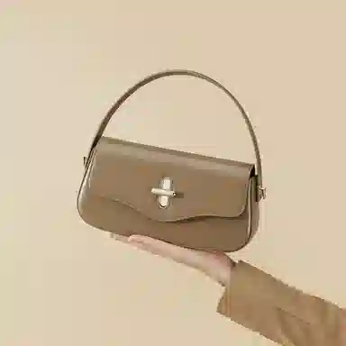 红蜻蜓 包包女潮流百搭腋下包 牛剖层皮革拼超细纤维合成革时尚休闲单肩包通勤  女大学生时尚包 女款 卡其色 小号